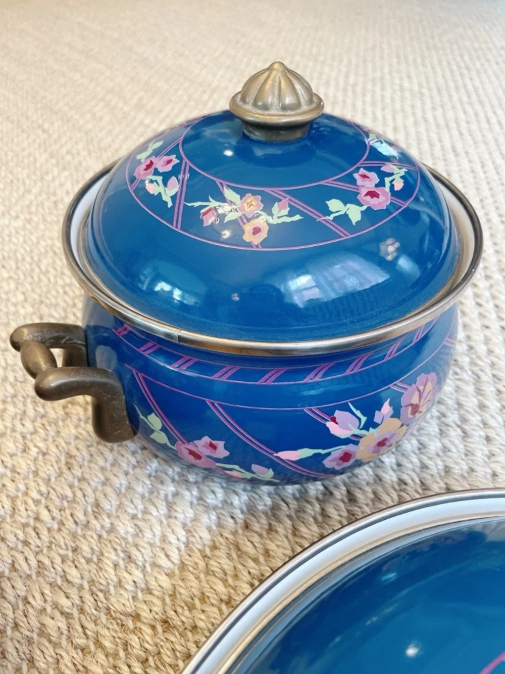 Vintage Sarma Studios Floral Enamel Cookware Set Blue Pots 3pc 2x 10” & 8” w lid